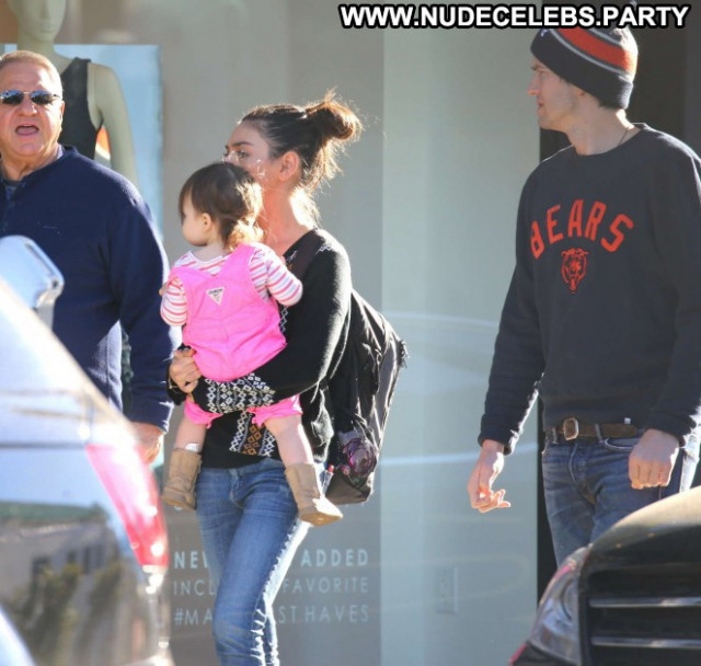 Mila Kunis Los Angeles Daughter Paparazzi Los Angeles Angel Babe