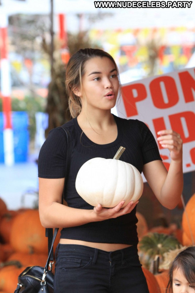 Paris Berelc Celebrity Babe Paparazzi Posing Hot Beautiful Gorgeous