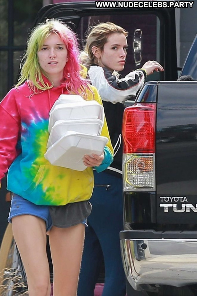 Bella Thorne Los Angeles Celebrity Angel Babe Posing Hot Los Angeles