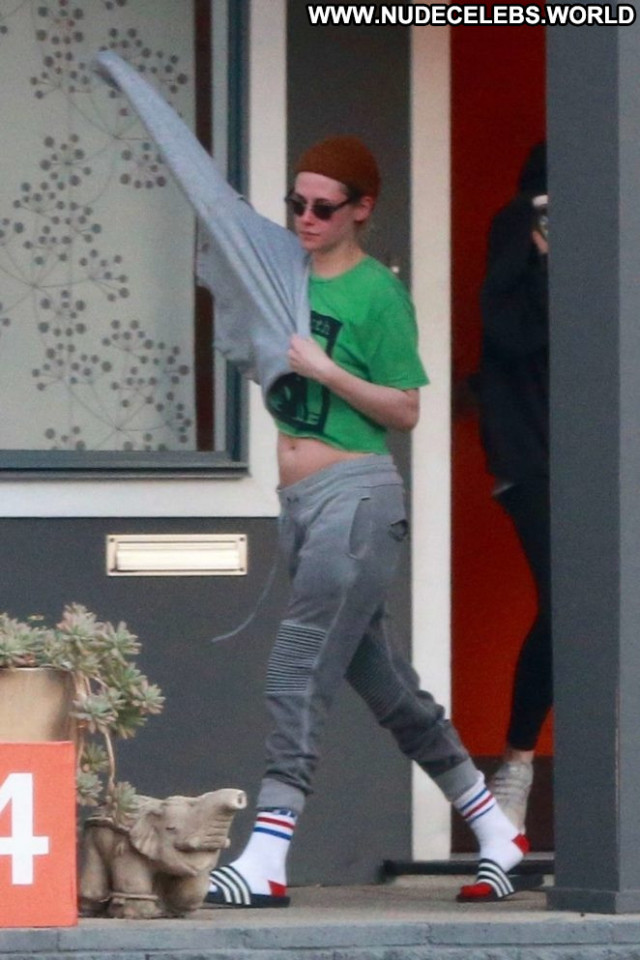 Kristen Stewart Los Angeles Paparazzi Celebrity Posing Hot Spa Los