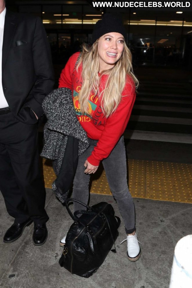 Hilary Duff Lax Airport Paparazzi Beautiful Posing Hot Los Angeles