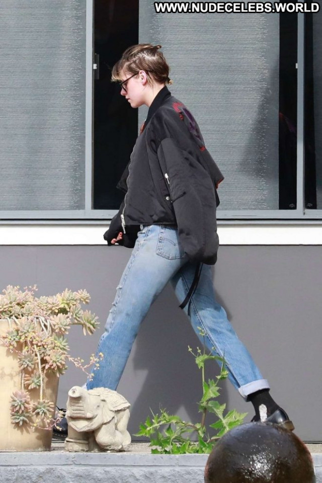 Kristen Stewart Los Angeles Los Angeles Posing Hot Spa Babe Paparazzi