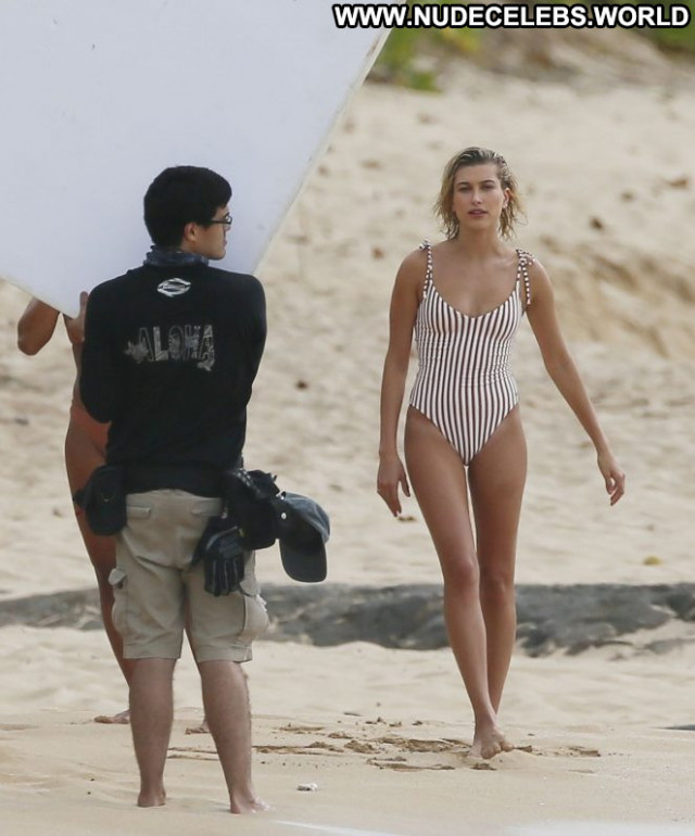 Photos Photoshoot Beach Celebrity Posing Hot Swimsuit