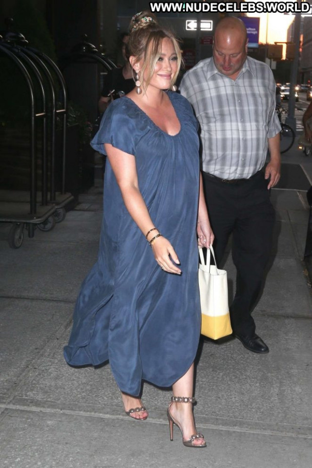 Hilary Duff Blue Dress Babe New York Paparazzi Beautiful Celebrity