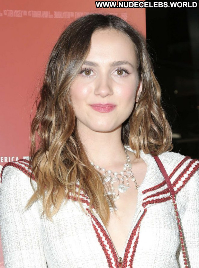 Maude Apatow Los Angeles  Posing Hot Paparazzi Angel Beautiful Babe