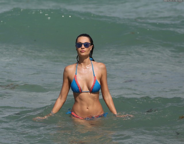 Natalie Jayne Roser The Beach Swimsuit Model Babe Posing Hot Beach