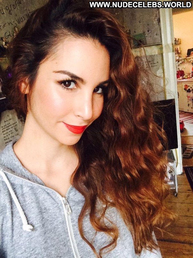 Sila Sahin No Source Porn Nyc Babe Celebrity Bra Park Singer Turkish