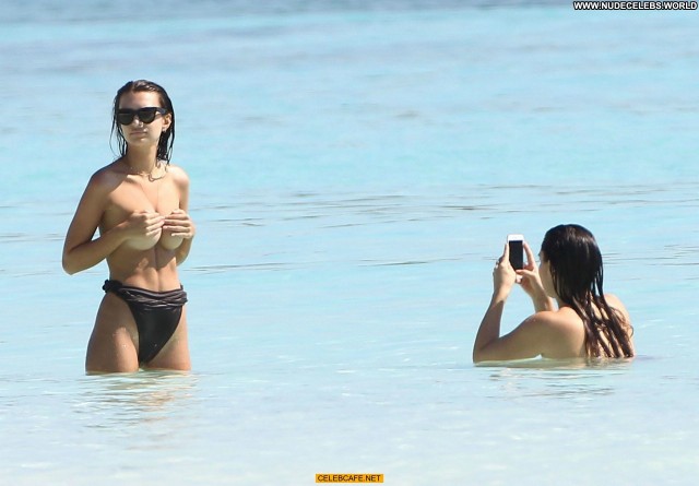 Emily Ratajkowski No Source Beautiful Celebrity Beach Topless Toples