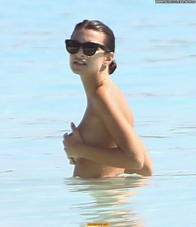 Emily Ratajkowski No Source  Topless Beach Toples Babe Beautiful