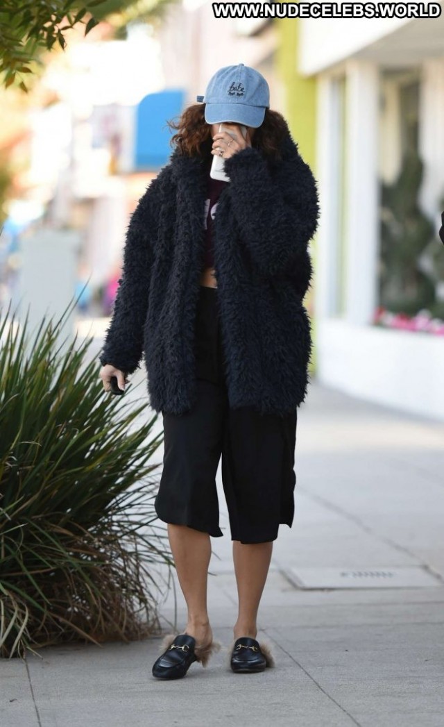 Vanessa Hudgens No Source Paparazzi Spandex Babe Celebrity Spa Posing