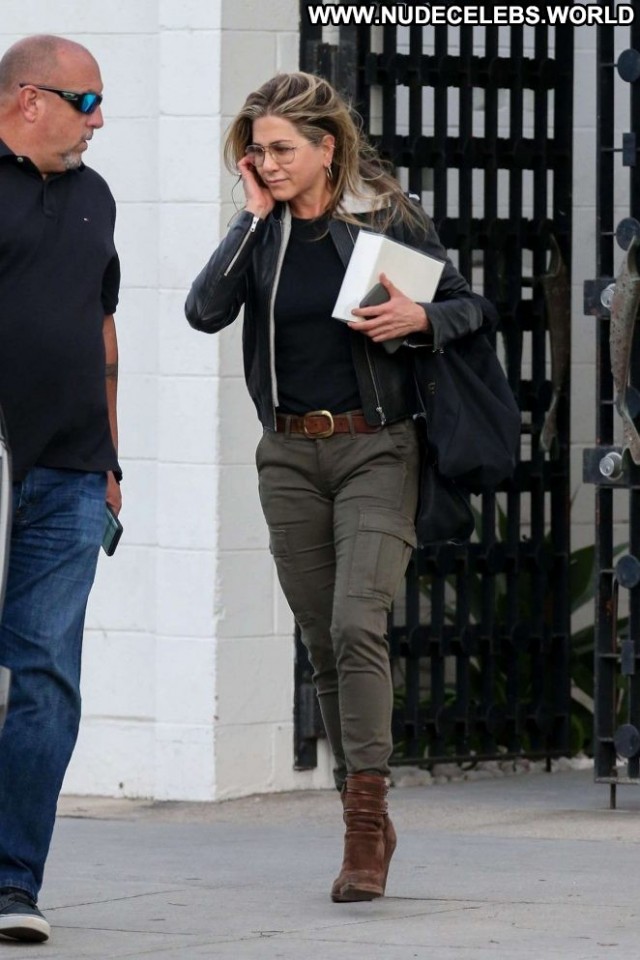 Jennifer Aniston Beverly Hills Bra Paparazzi Babe Celebrity Beautiful