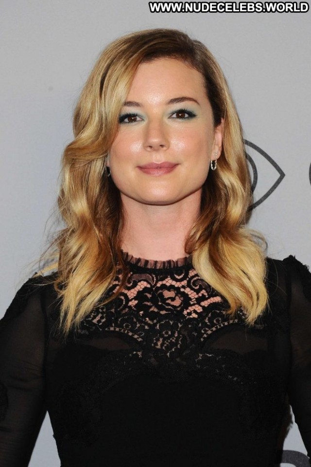 Emily Vancamp No Source  Beautiful Party Babe Paparazzi Posing Hot