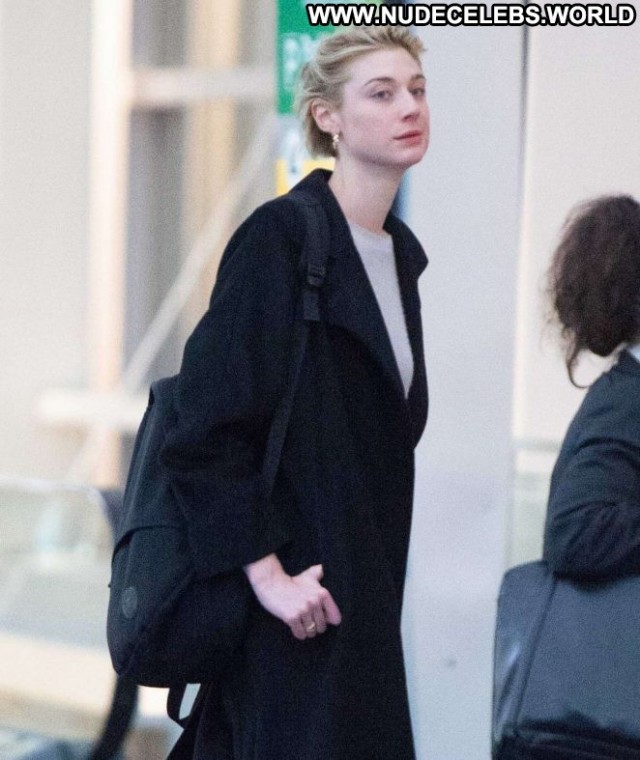 Elizabeth Debicki Jfk Airport In Nyc Nyc Beautiful Posing Hot