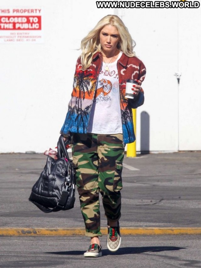 Gwen Stefani No Source Celebrity Beautiful Babe Posing Hot Paparazzi