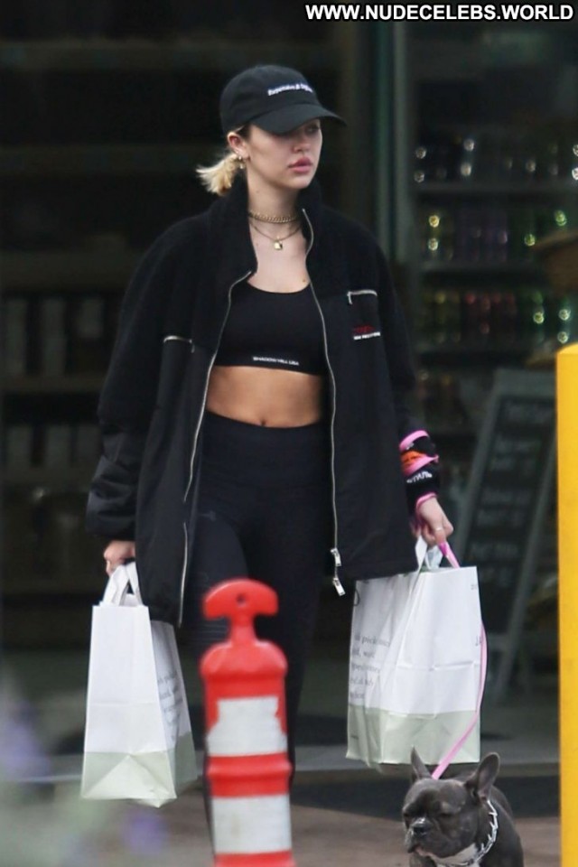 Delilah Hamlin No Source Paparazzi Celebrity Beautiful Shopping