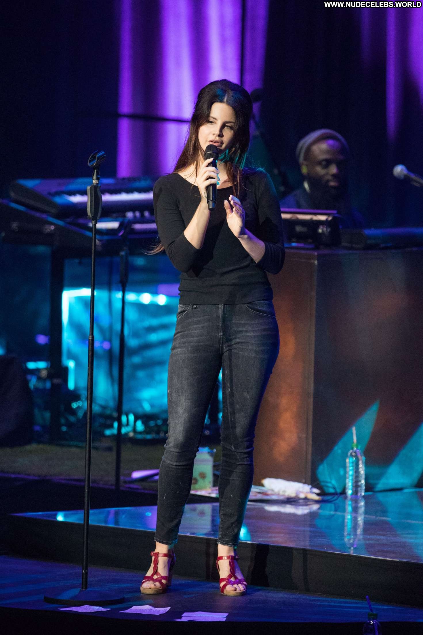 lana del rey paparazzi 2021 lana del rey paparazzi 2021