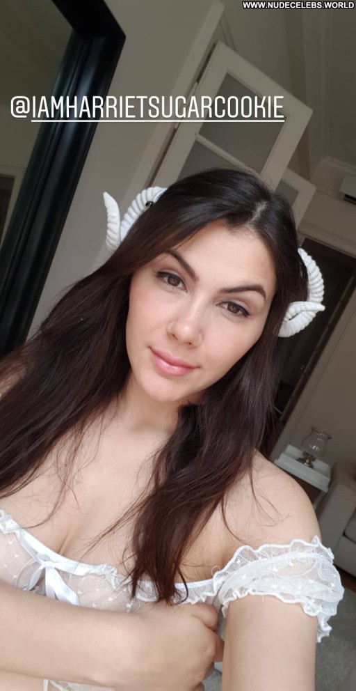 Valentina Nappi Italian Onlyfans Model Influencer Actress Medium Breasts Videos See Through Lingerie Sex Straight Babe Model Selfie Beautiful Sexy Hard Nipples