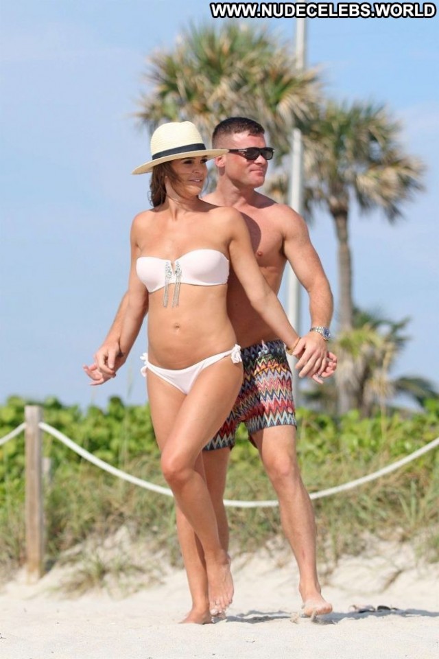 Danielle Lloyd The Beach Beach Beautiful Paparazzi Bikini Posing Hot