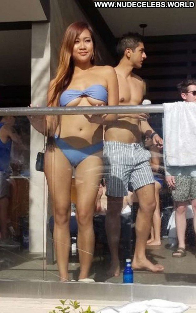 Angie Sou Las Vegas Celebrity Pool Bikini Babe Posing Hot Paparazzi