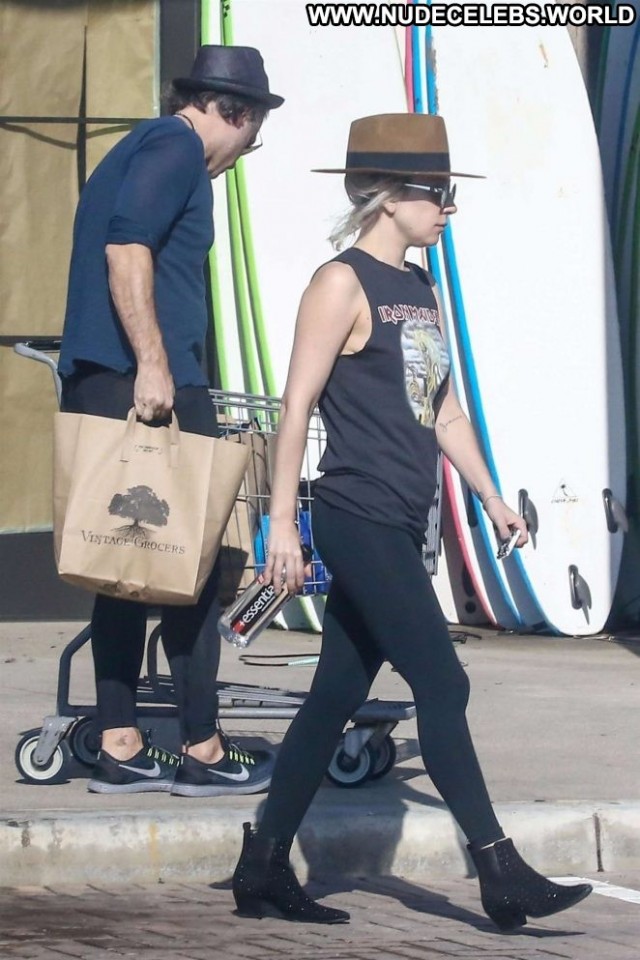 Lady Gaga The Beach In Malibu Posing Hot Beautiful Malibu Babe