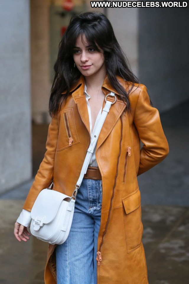 Camila Cabello Bbc Radio One In London London Babe Posing Hot