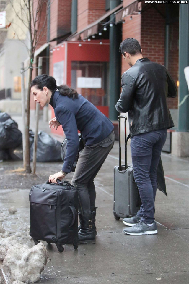 Julianna Margulies New York Celebrity Beautiful Posing Hot Babe