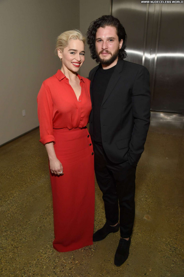 Emilia Clarke No Source Paparazzi Celebrity Beautiful Babe Posing Hot