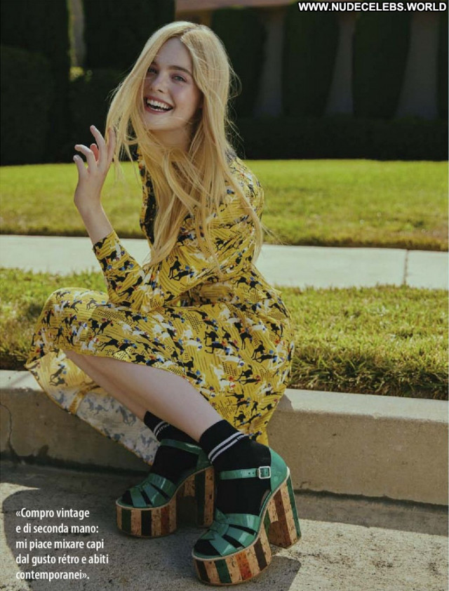 Elle Fanning No Source Celebrity Sexy Babe Beautiful Posing Hot