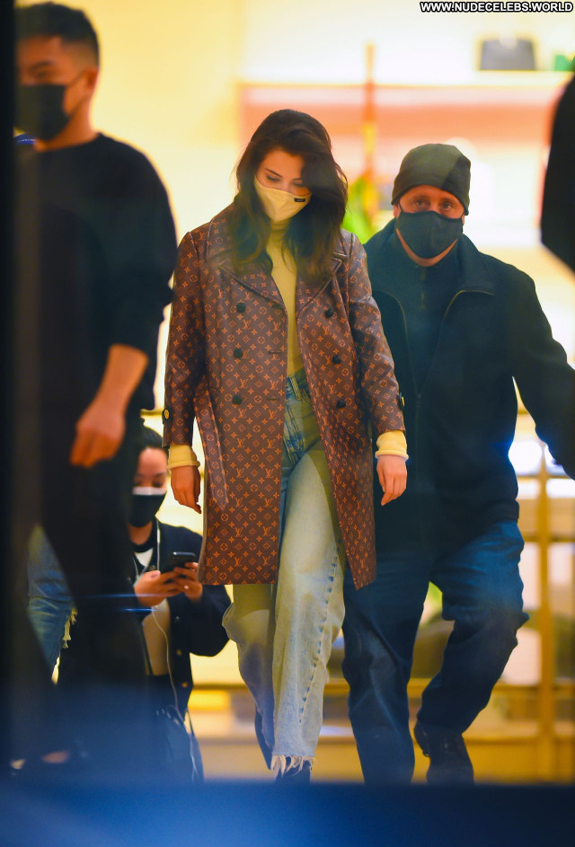Selena Gomez No Source Celebrity Babe Posing Hot Beautiful Sexy